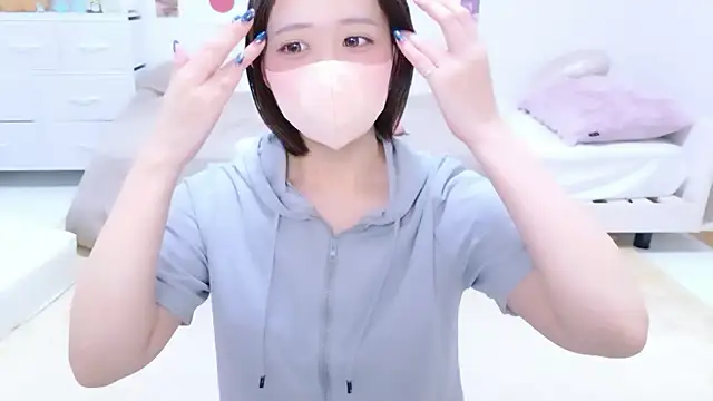 Snapshot of Hinata_Sun chatting on 06-30-26, 10:21 Hinata Sun online show from 06-30-26, 10:21