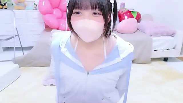 Hinata Sun online show from 03-30-26, 04:14