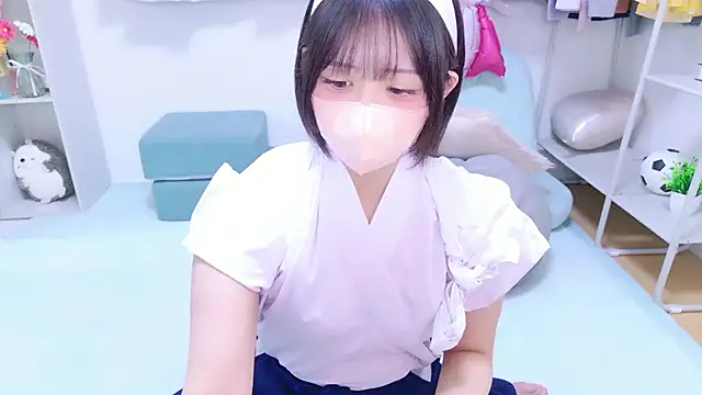 Snapshot of Hinata_Sun chatting on 07-18-26, 02:58 Hinata Sun online show from 07-18-26, 02:58