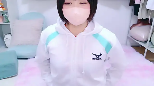 Hinata Sun online show from 02-21-26, 01:35