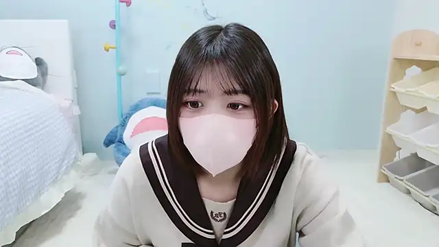 Hinata Sun online show from 11-09-25, 10:41