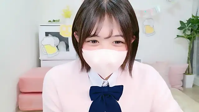 Hinata Sun online show from 09-23-25, 09:49