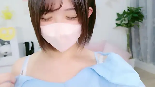 Hinata Sun online show from 09-29-25, 03:28