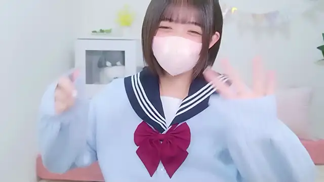 Hinata Sun online show from 10-05-25, 11:34