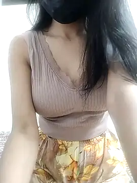 Snapshot of Shreya-babe chatting on 09-25-25, 06:14 Shreya-babe online show from 09-25-25, 06:14