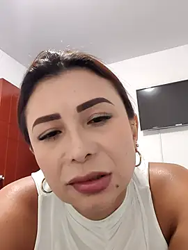 Snapshot of mia_mancinii chatting on 07-19-26, 08:01 mia mancinii online show from 07-19-26, 08:01