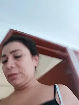 mia mancinii online show from 11-12-25, 02:32