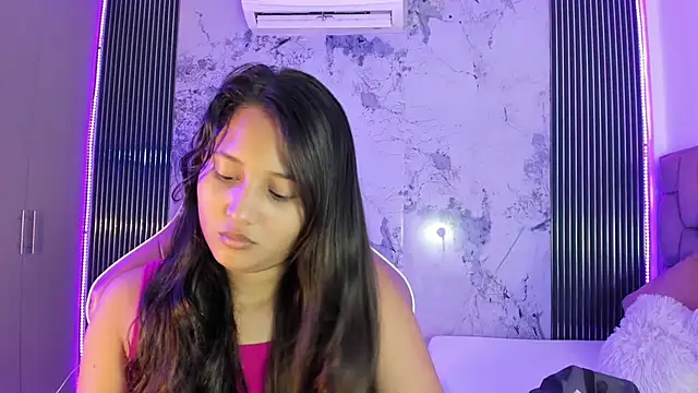 Laly Cherry  online show from 10-16-25, 12:24