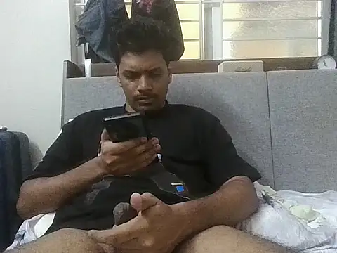 Snapshot of Bakasur_19 chatting on 05-21-26, 05:27 Bakasur 19 online show from 05-21-26, 05:27