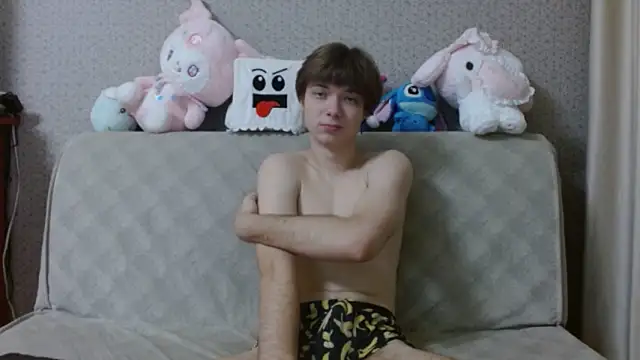 Snapshot of hilt_on_ chatting on 10-14-25, 07:53 hilt on online show from 10-14-25, 07:53