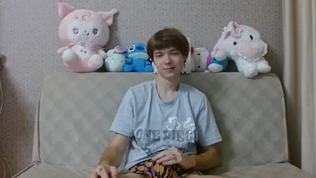 Snapshot of hilt_on_ chatting on 10-10-25, 07:31 hilt on online show from 10-10-25, 07:31