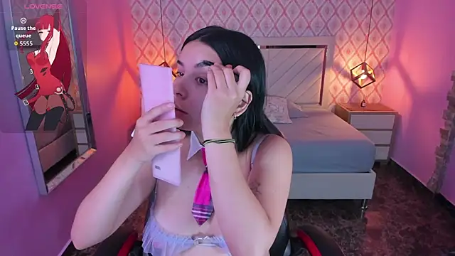 CHRISTY TEIGEN4 online show from 09-12-25, 07:24