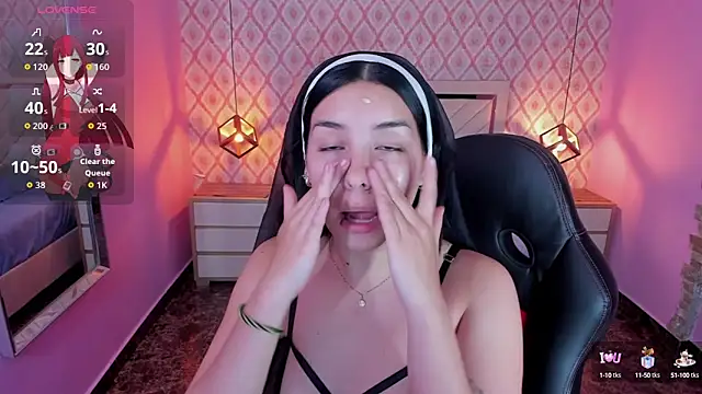 CHRISTY TEIGEN4 online show from 09-08-25, 07:24