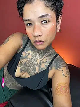 xbigpeach online show from 11-07-25, 07:40