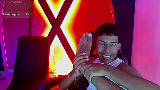 Snapshot of gabriel_boyflex chatting on 09-13-25, 03:17 gabriel boyflex online show from 09-13-25, 03:17