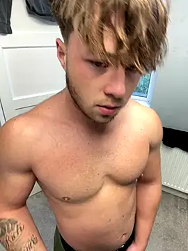 harleybarker online show from 10-31-25, 03:52