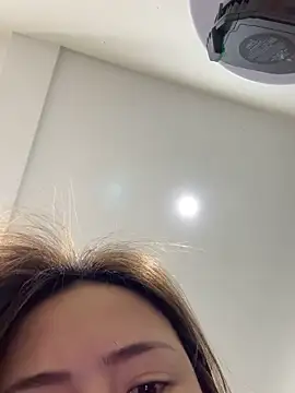 mengbaijiang07 online show from 04-15-26, 01:48