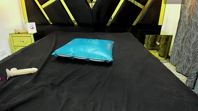 agatha fit online show from 06-23-26, 01:14
