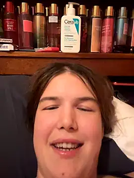 IssadoraaPink online show from 10-02-25, 05:16