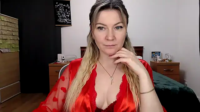 Snapshot of ParadiseAlina chatting on 02-17-26, 07:33 ParadiseAlina online show from 02-17-26, 07:33