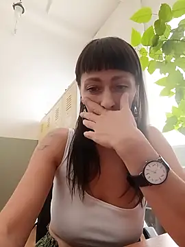 Snapshot of Lietta_ chatting on 09-20-25, 02:11 Lietta online show from 09-20-25, 02:11