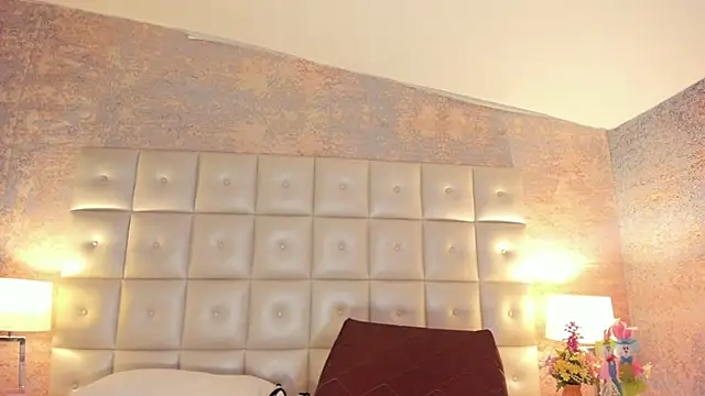 Snapshot of SheyLopez chatting on 05-12-26, 03:14 SheyLopez online show from 05-12-26, 03:14