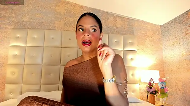 Snapshot of SheyLopez chatting on 04-23-26, 03:35 SheyLopez online show from 04-23-26, 03:35