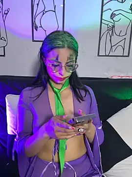 Clawd hot online show from 10-12-25, 09:27