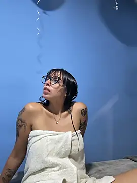 Clawd hot online show from 04-05-26, 09:32