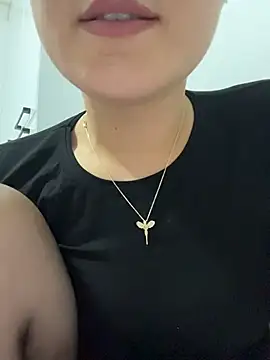 delibiri11 online show from 03-06-26, 08:59