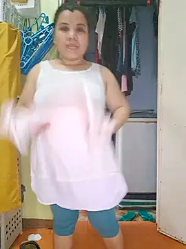 hotlyn45 online show from 01-15-26, 04:16