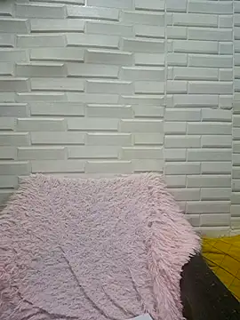 hotlyn45 online show from 11-14-25, 11:03