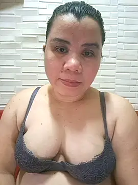 hotlyn45 online show from 11-10-25, 12:26