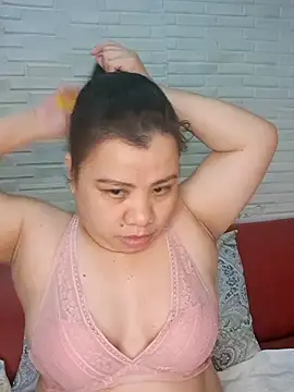 hotlyn45 online show from 03-12-26, 04:44