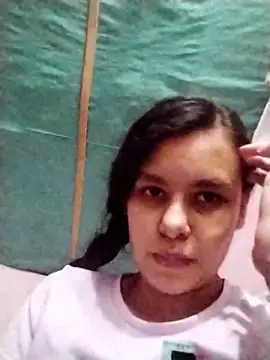 Snapshot of marisolcardona chatting on 10-14-25, 12:11 marisolcardona online show from 10-14-25, 12:11