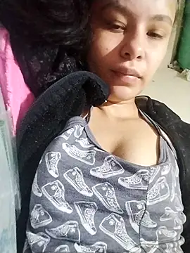 Snapshot of marisolcardona chatting on 10-30-25, 11:19 marisolcardona online show from 10-30-25, 11:19