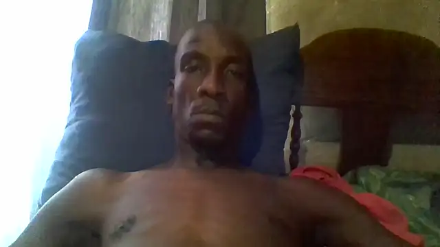 longdickson12345 online show from 04-11-26, 10:08