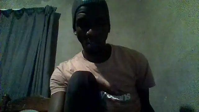 longdickson12345 online show from 05-18-26, 11:31