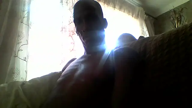 longdickson12345 online show from 01-12-26, 07:26