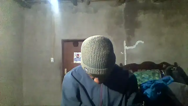 Snapshot of longdickson12345 chatting on 06-22-26, 04:53 longdickson12345 online show from 06-22-26, 04:53