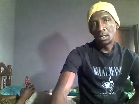 Snapshot of longdickson12345 chatting on 07-23-26, 07:27 longdickson12345 online show from 07-23-26, 07:27