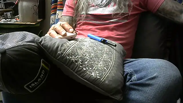 crassanova online show from 04-14-26, 02:38