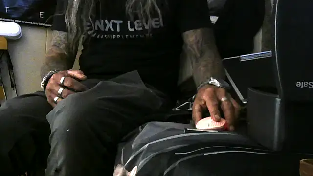 crassanova online show from 04-22-26, 12:28