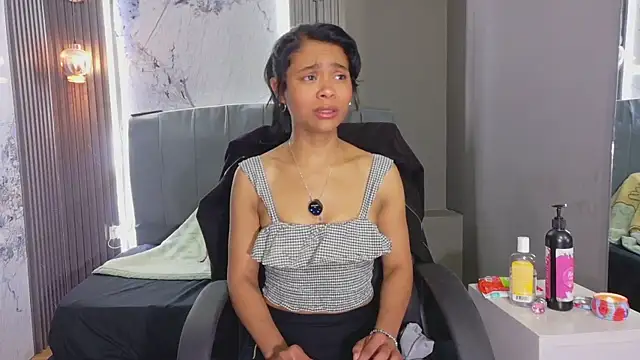 Snapshot of Kristall_06 chatting on 03-03-26, 04:52 Kristall 06 online show from 03-03-26, 04:52