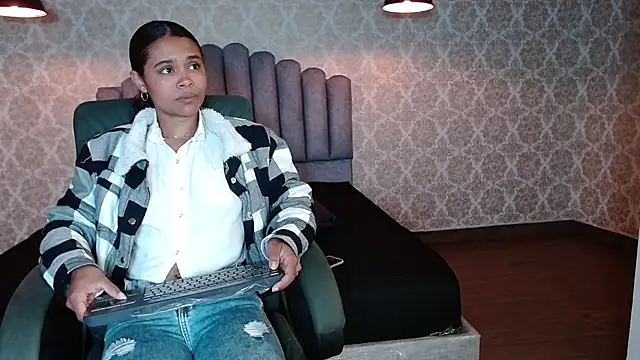 Kristall 06 online show from 10-04-25, 03:19