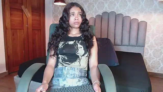 Kristall 06 online show from 10-08-25, 03:41