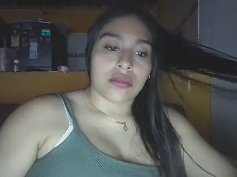 Snapshot of zairabreze chatting on 06-30-26, 10:43 zairabreze online show from 06-30-26, 10:43