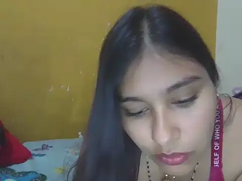 Snapshot of zairabreze chatting on 07-15-26, 01:01 zairabreze online show from 07-15-26, 01:01