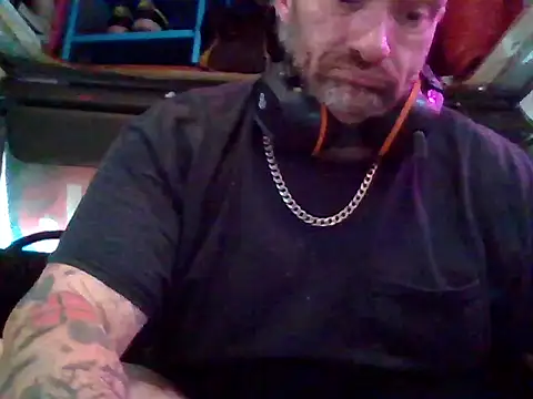 Snapshot of Cum515088 chatting on 06-22-26, 02:14 Cum515088 online show from 06-22-26, 02:14