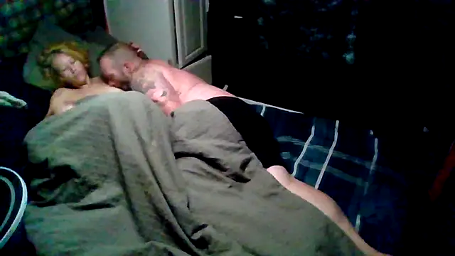 Snapshot of Cum515088 chatting on 05-25-26, 10:30 Cum515088 online show from 05-25-26, 10:30